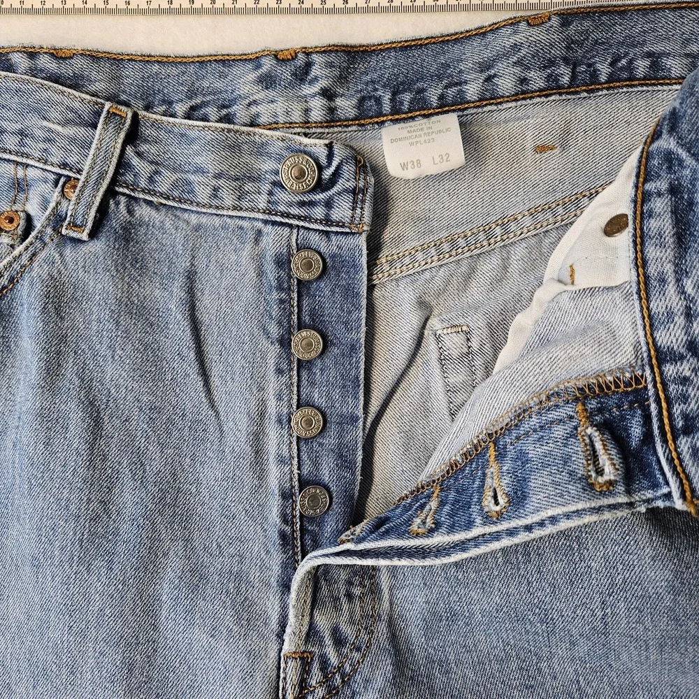 Levi's 501 XX Jeans Mens 38x32 Button Fly Jeans Classic Straight Leg 501XX